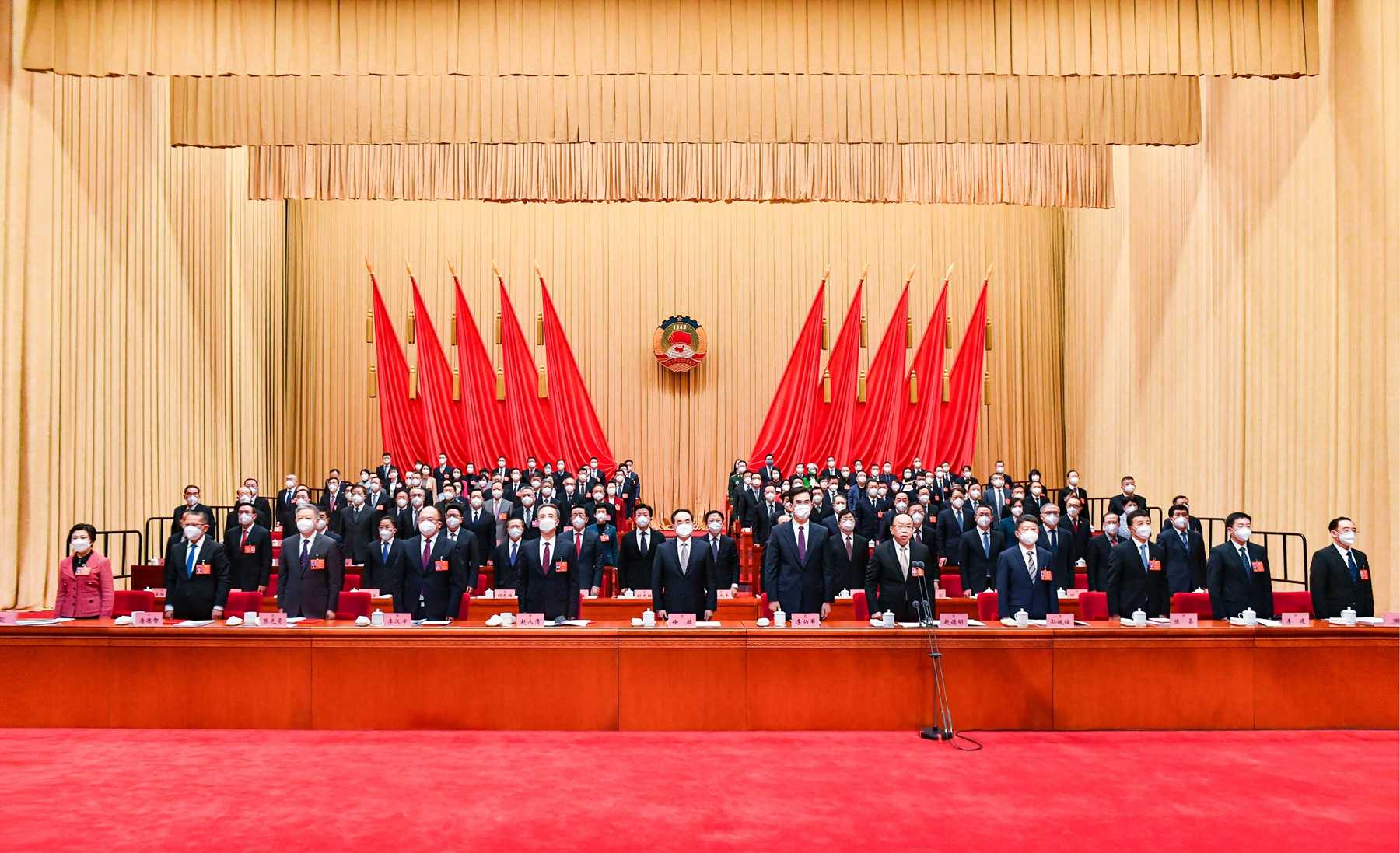 0116省政协十三届一次会议闭幕会.jpg