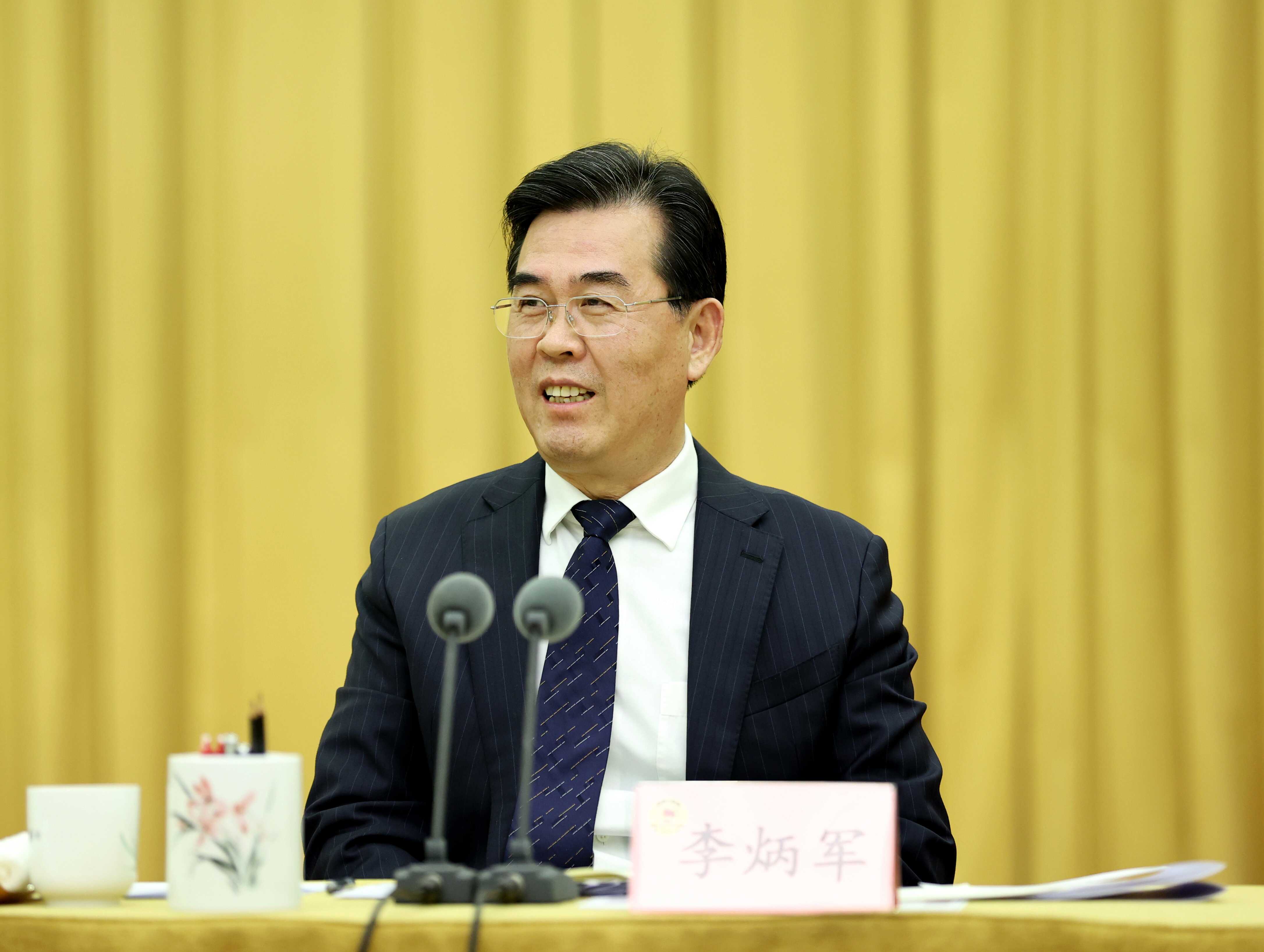 0125加省政协十三届二次会议第二联组讨论.jpg