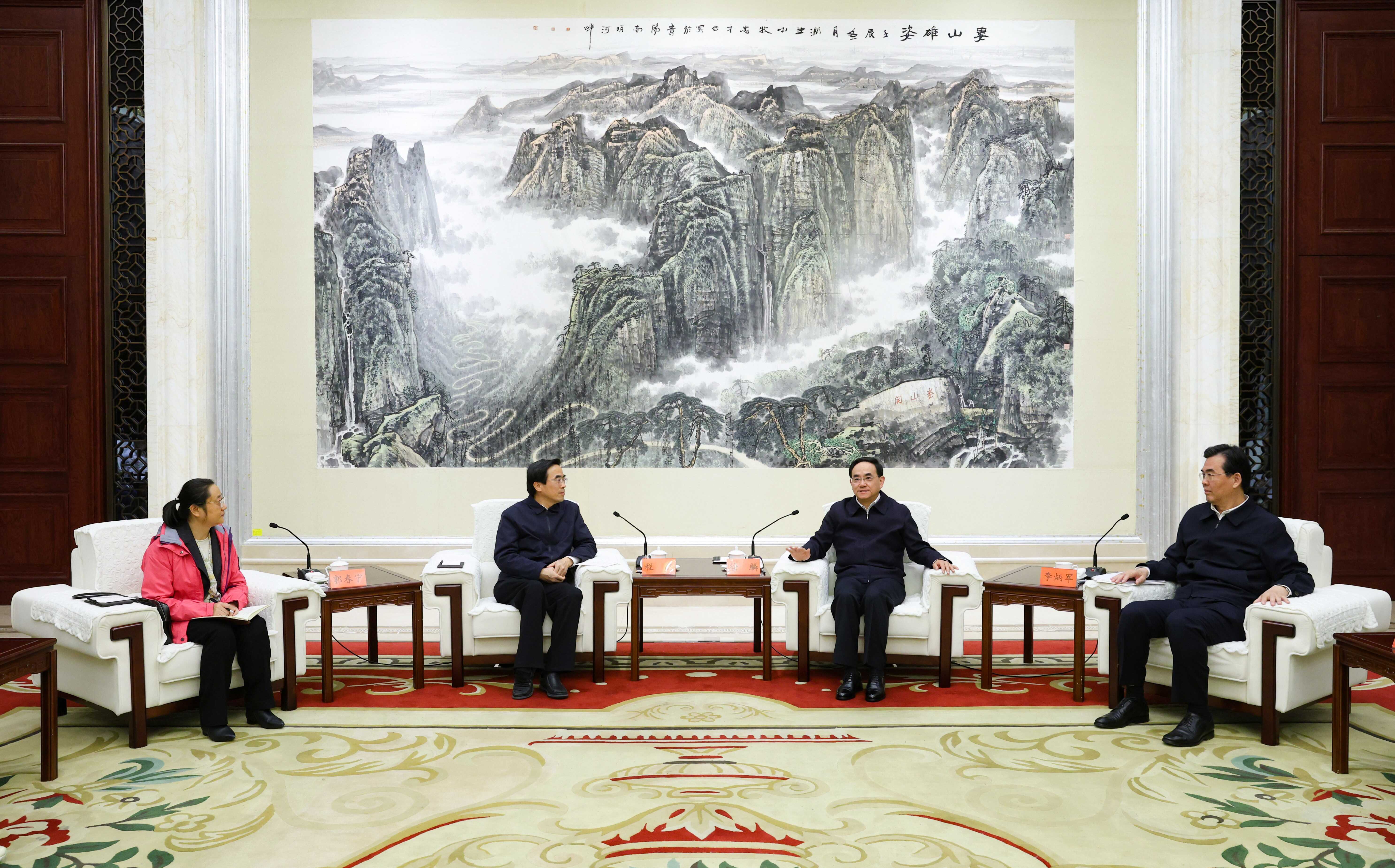 0319会见中国残联主席程凯一行.jpg